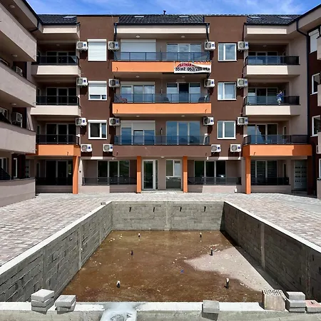 公寓 Kristi Lux New 1-bedroom With Pool, Balcony And Free Parking