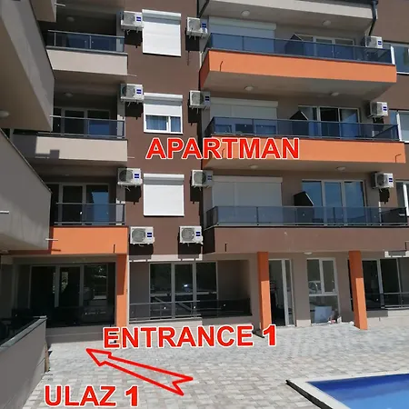 Kristi Lux New 1-bedroom With Pool, Balcony And Free Parking Veliko Gradište